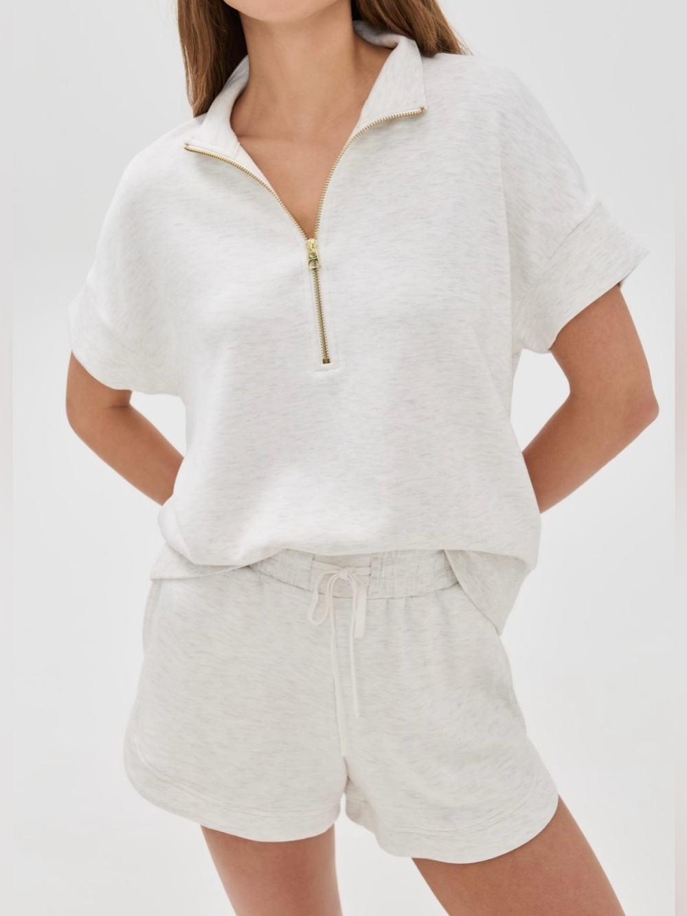 Varley Light Heathered Gray Quarter-Zip Short Sleeve Sweatshirt - Size M